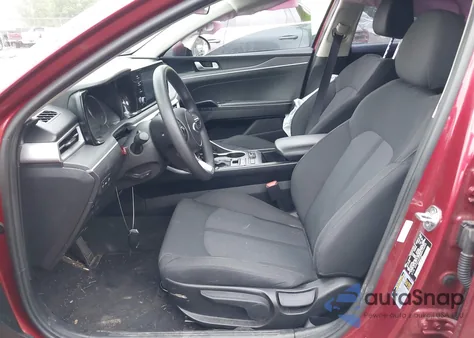 2021 Kia K5 Lxs из США, поврежденный, VIN 5XXG14J29MG010260